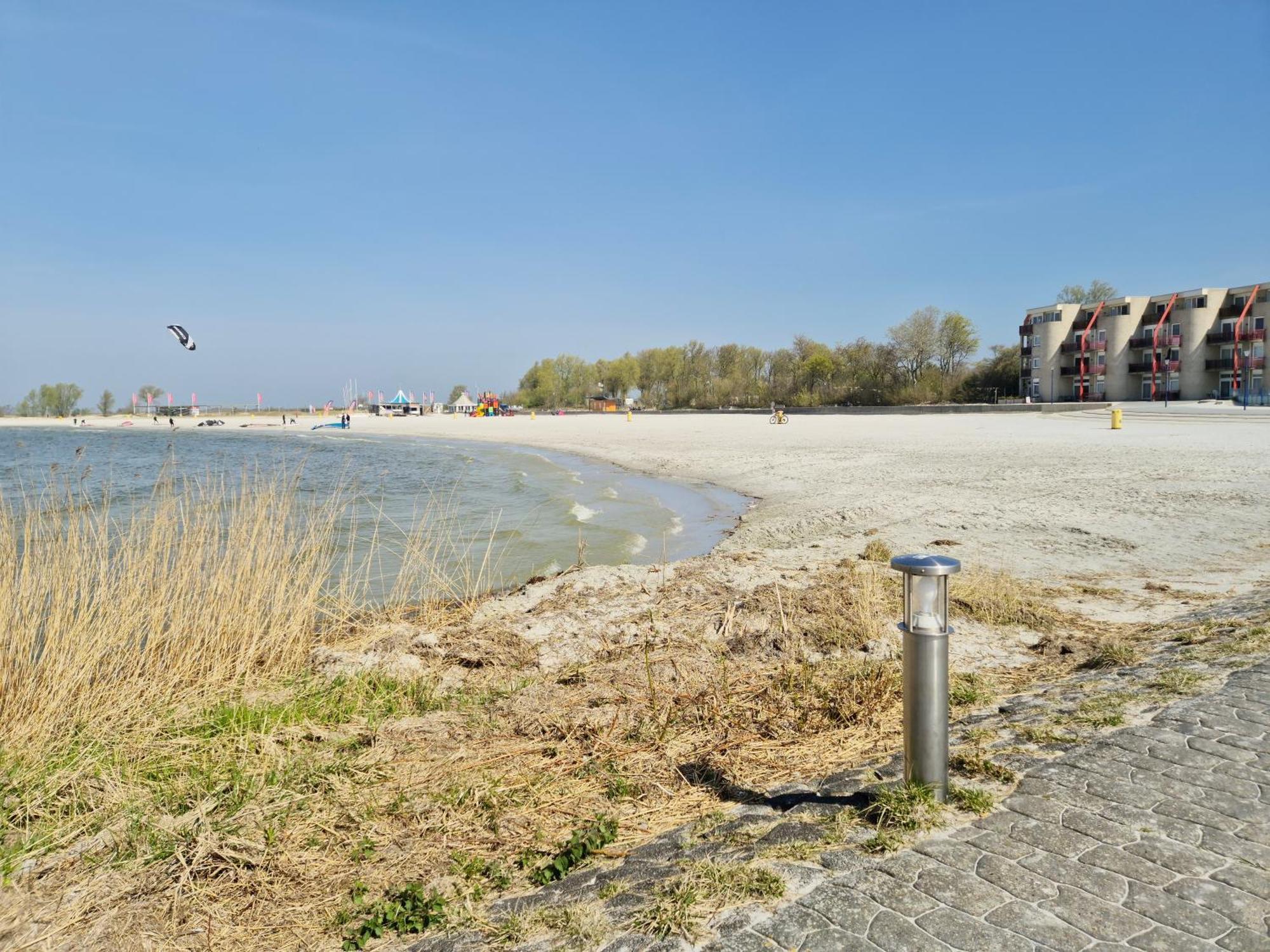 Chalet T18 Makkum Exterior photo